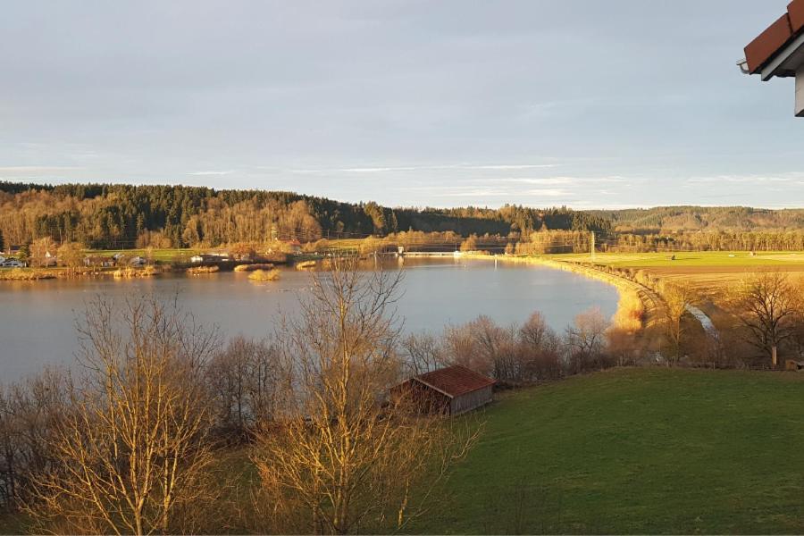 Stille X Weite - Hochwertige Wohnung Mit See-Panorama Kronburg Exterior photo